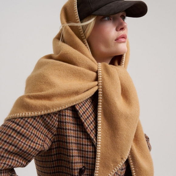 NWT Echo Oversized Greenwich Wrap In Camel Soft Cozy - Picture 4 of 5